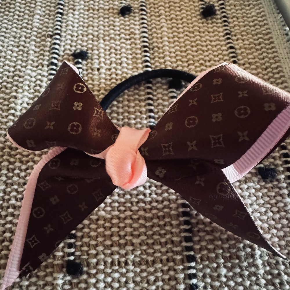 Fashion designer bow hair tie 
Elegant Pink and Brown